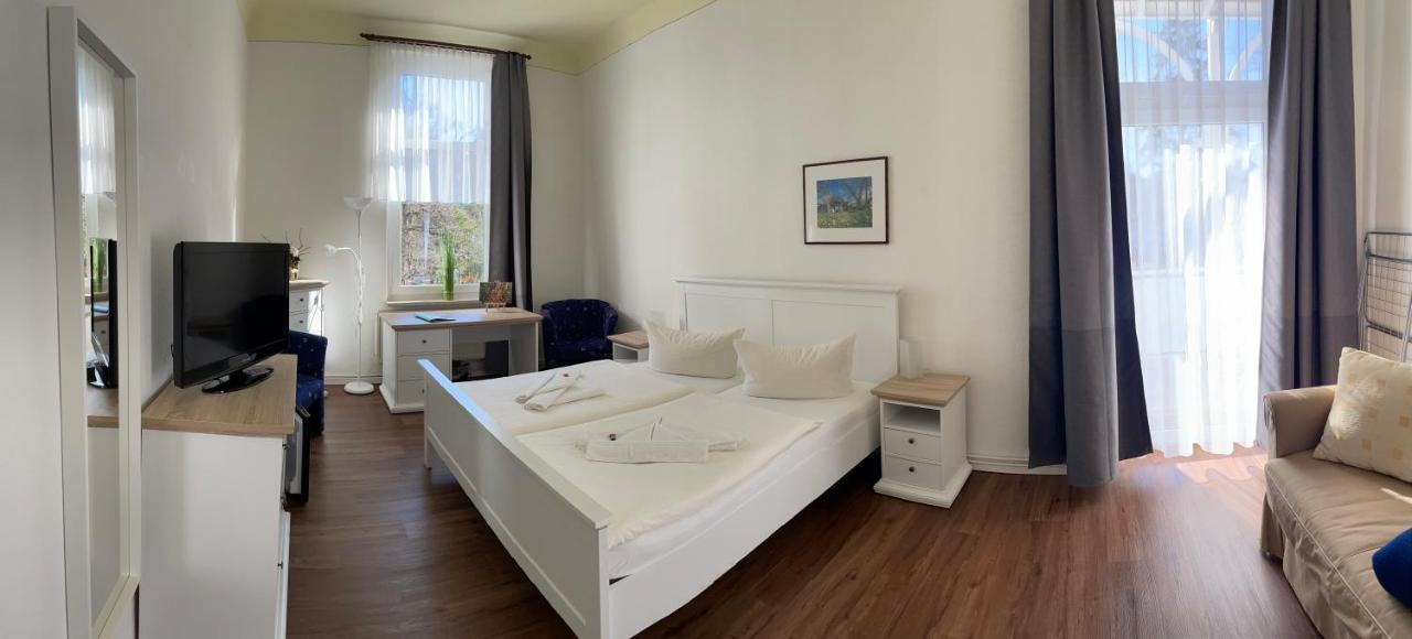 Pension Villa Frohsinn Sellin Auf Ruegen Buitenkant foto